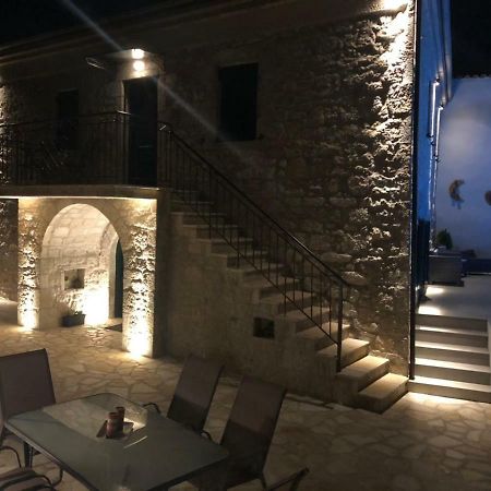 Villa Charonia Spanokhorion Exterior photo